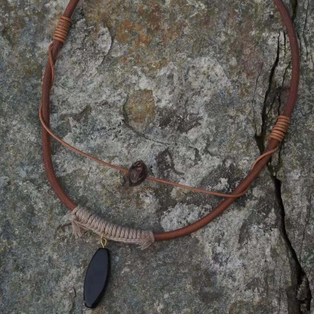 Tibetan-Style Wooden Leather Choker Necklace with Retro Earrings