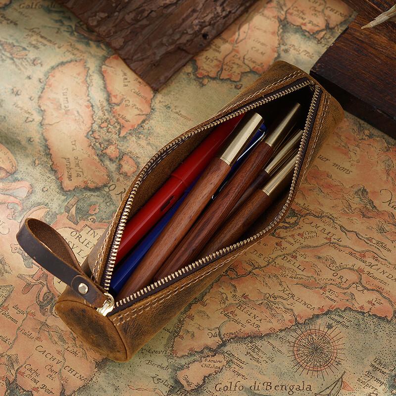 COUVEZI Retro Leather Stationery Pouch