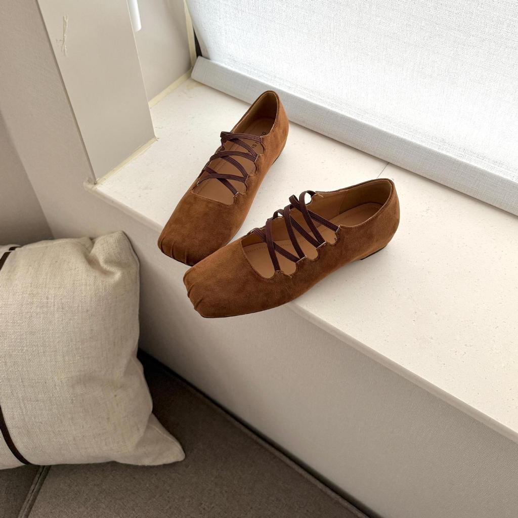 2025 autumn and winter new inner height increase square head retro ballet single shoes pig nose rubber band French Mary Jane shoes