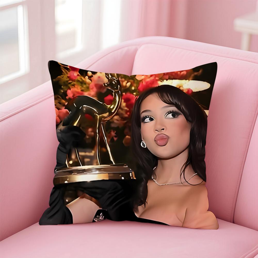 Singer Lyrical AAyliva EElif AAkar Cushion Cover Pillow Case Soft Skin Friendly Fabric Comfort Concealed Zipper