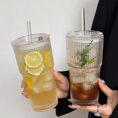 600ml Streifen Glas Kaffeetasse mit Deckel und Strohhalm Transparente Trinkgläser für Saft Milch Tee Tassen Eiskaffee Becher Trinkgeschirr