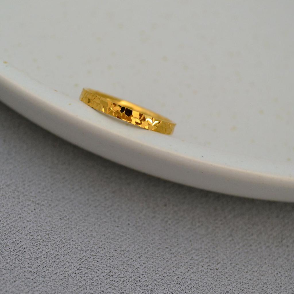 Niche Design Long-Lasting Sparkling Dragon Scale Crushed Ice Ring