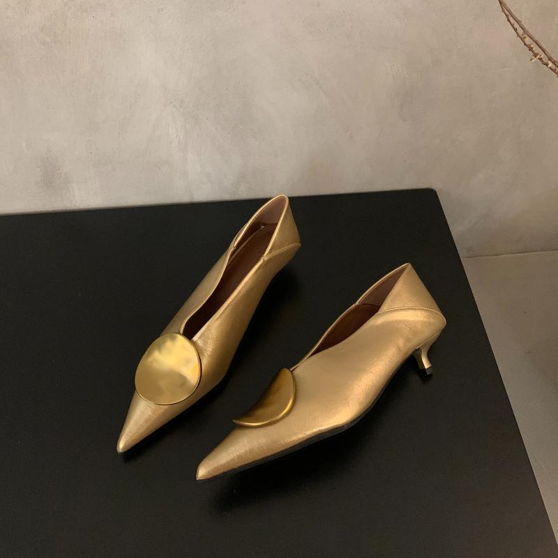 

Autumn Vintage Low Heel Metal Decoration Women Mary Jane Shoes Sexy Pointed Toe Stripper Party Shoes Zapatos De Mujer 34 золотой