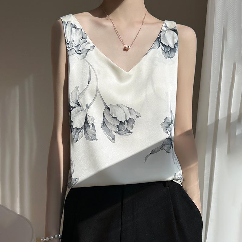 V-neck Satin Broadband Suspender Summertime Latest Multi-color Inner Loose and Versatile Suit Base Suspender Top