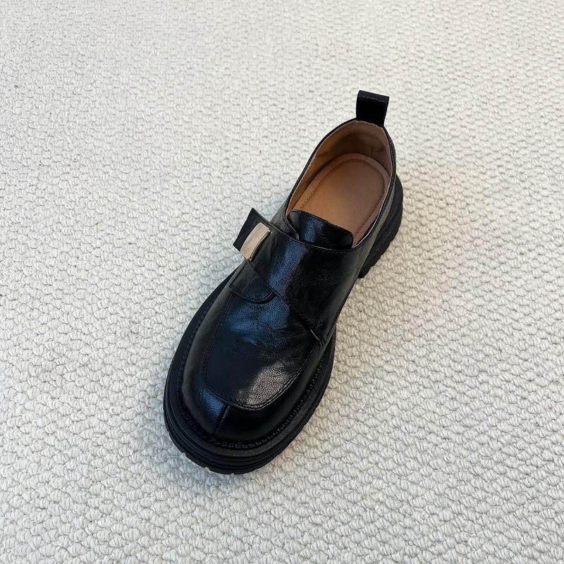 Sheepskin version~ thick-soled Velcro genuine leather women's thick heel deep mouth single shoes black small leather shoes
