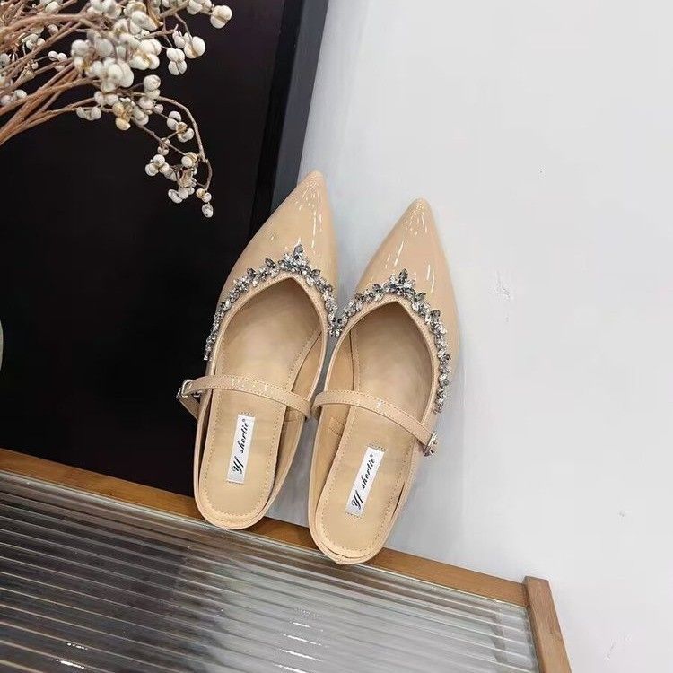 Raised flat-bottomed rhinestone bag head half slippers women wear pointed toes nude fairy wind sandals Muller shoes in the summer of 2025