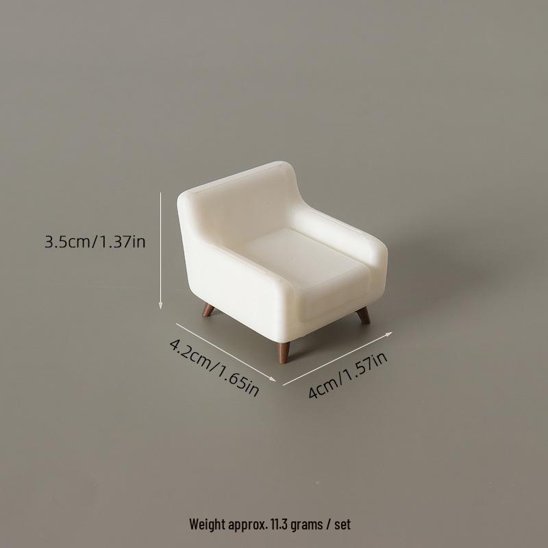 Miniatur-Creme-Puppenhaus-Sofa - Realistisch 1:12 Möbelmodelle für Puppenhaus.