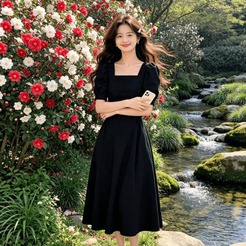 Hepburn style square collar dress women's summer new waist French white skirt Mori first love small white dress