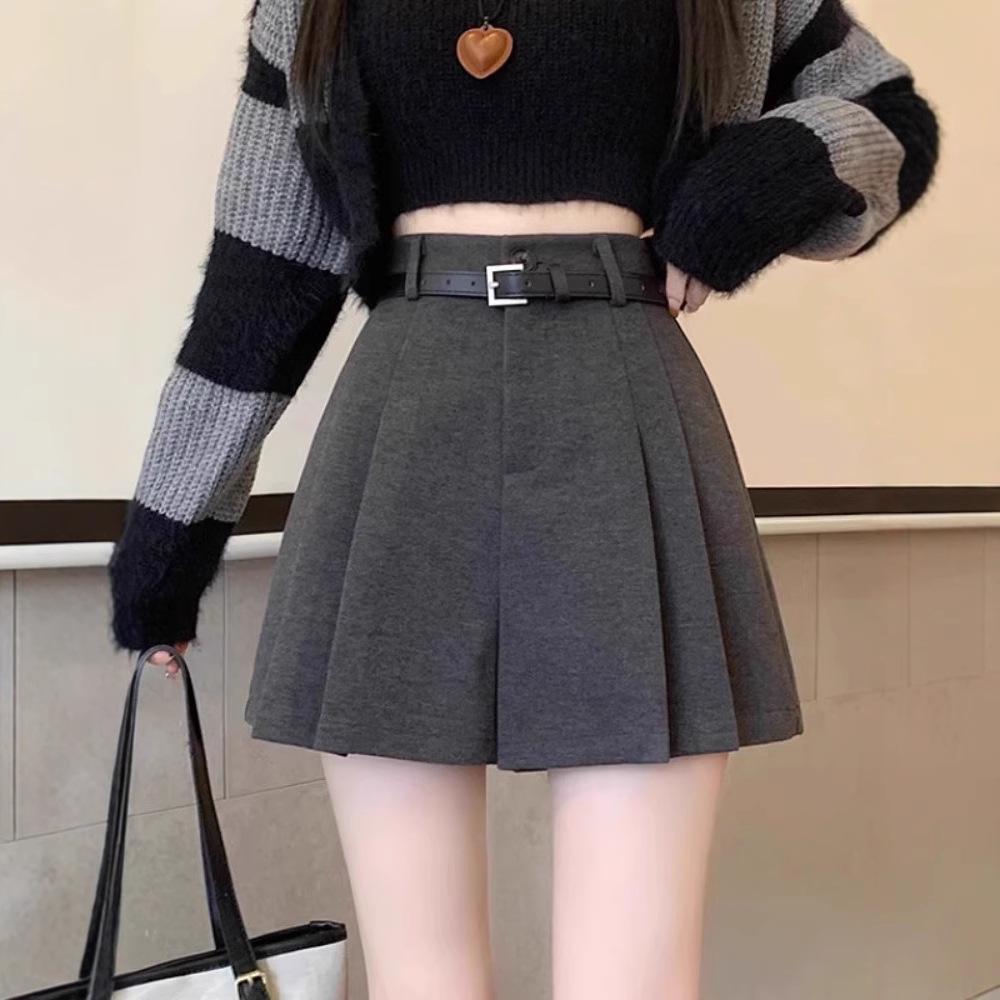 Women's Khaki Wool Pleated Shorts, High Waist, A-line, Loose Fit, Autumn/Winter 2025 Collection