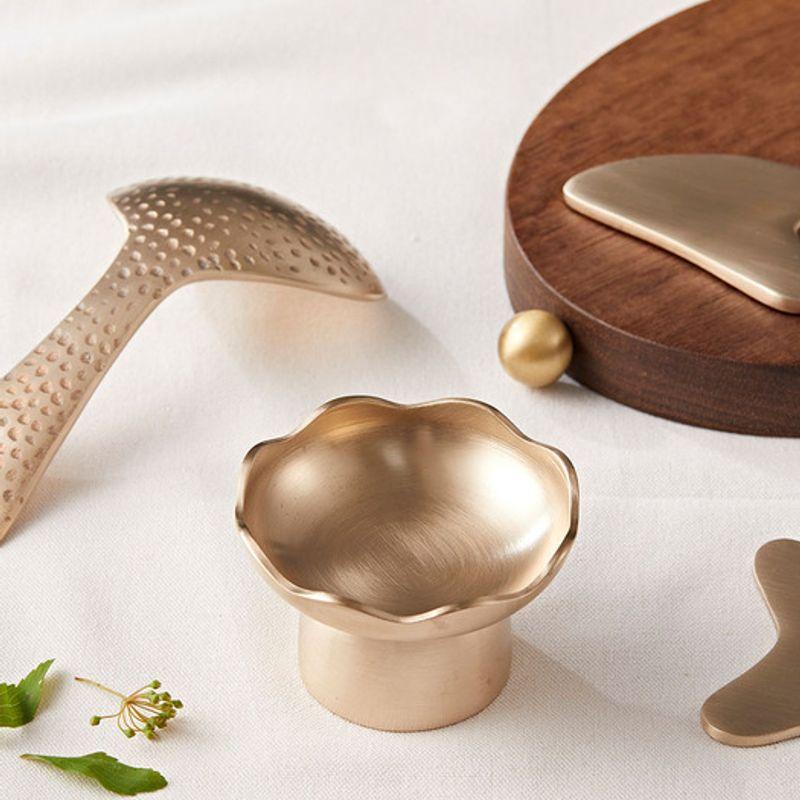 Nothyang Nothyang Organic Flower Gua Sha Massager