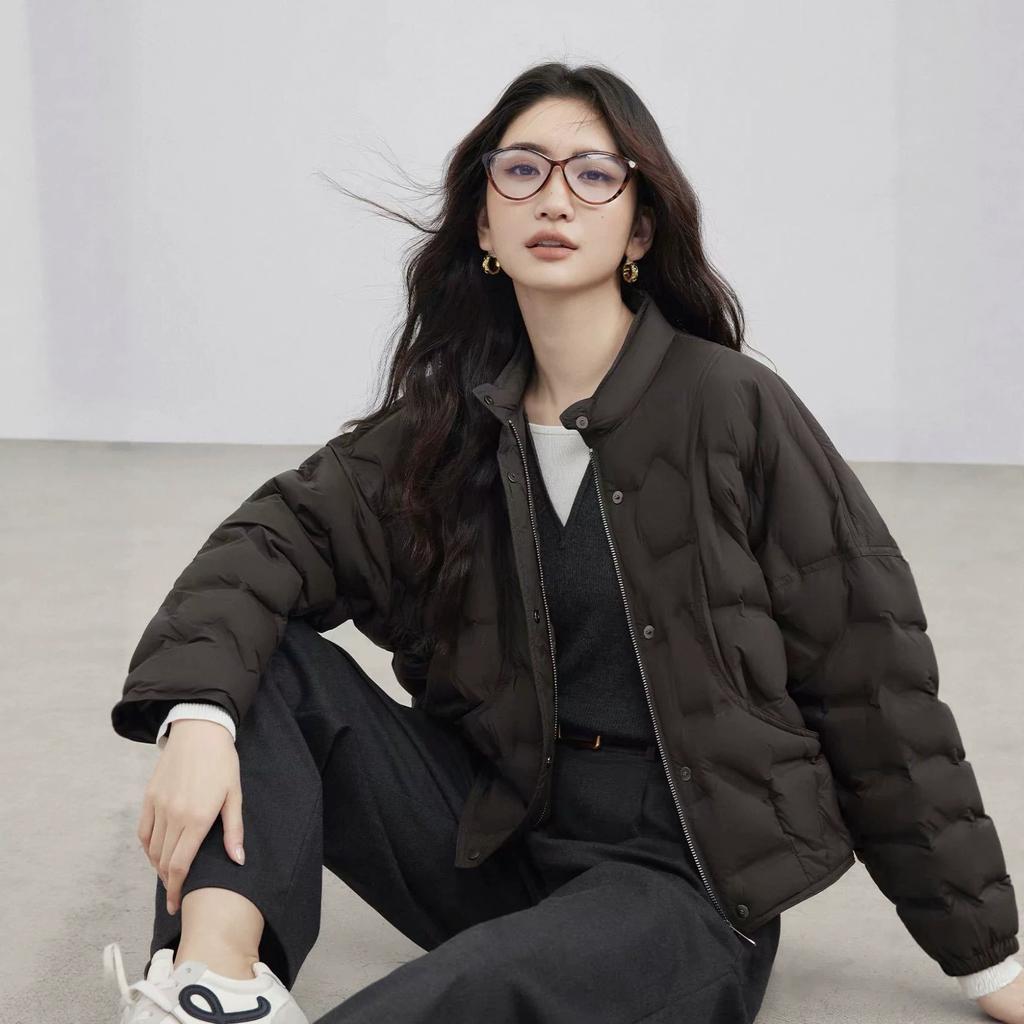 High-end white duck down pressed down jacket women's short winter fashion simple light and thin warm jacket