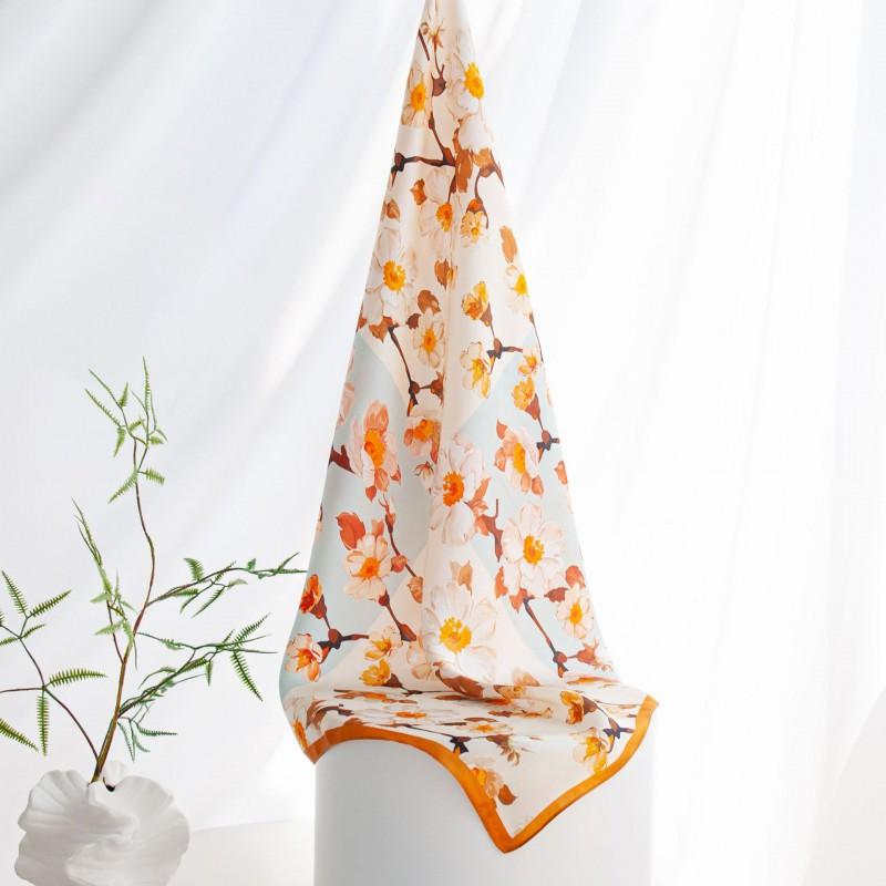 2026 New Fashion Womens Mulberry Silk Scarf Elegant Square Shawl Lightweight Versatile Trendy Accessory