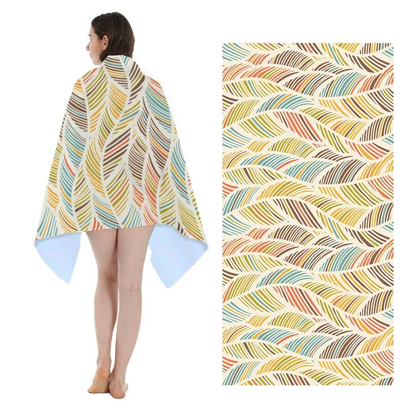 Tropical Jungle Flamingo Snake Print Polyester Beach Towel Botanical Leaves Quick Dry Bath Towel for Summer Swim Pool Vacation