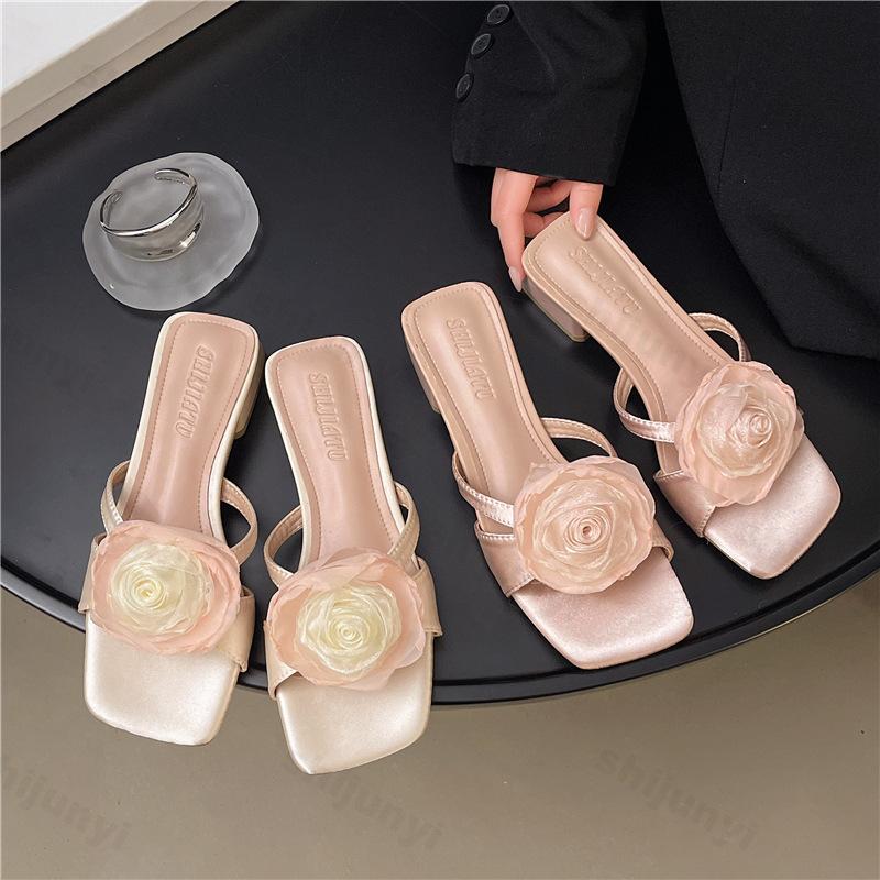 Fashion Women's Slippers 2025 New Summer Flower Fashion Dress Party Wedding Square Toe Women Sandals Elegant Slippers Sandalias De Mujer