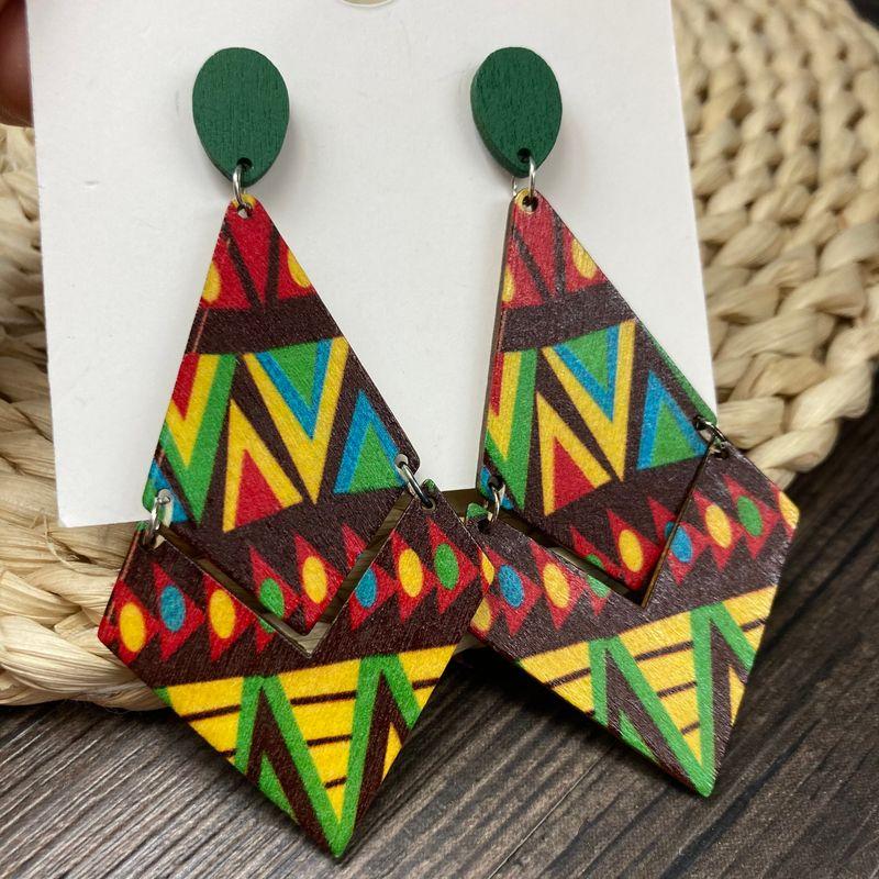 Bohemian Style Exaggerated European and American Long Contrasting Color Earrings, Fashionable and Versatile Holiday Vintage Accessories