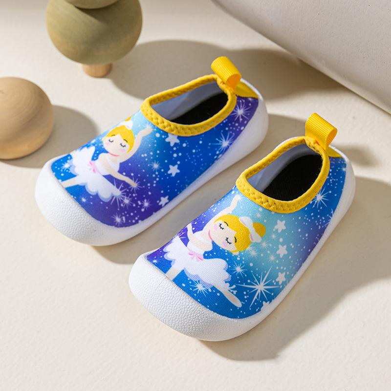 Scarpe da torrente per bambini scarpe da parco acquatico antiscivolo e anti-collisione calzini scarpe da spiaggia per neonati uomini e donne scarpe da rafting snorkeling per nuoto in acqua