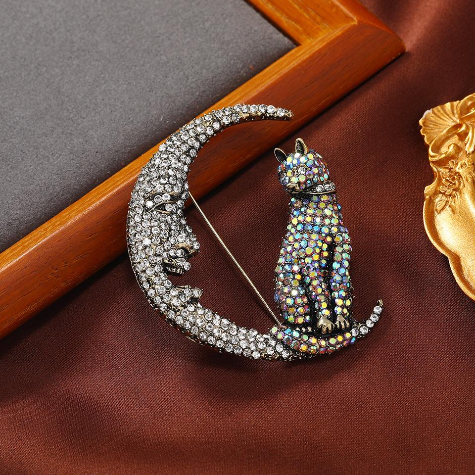 

Роскошные значки-пины с лунным котом из цельного кристалла для женщин, модный дизайн, броши для костюма и одежды, для вечеринки, женская корсажная брошь