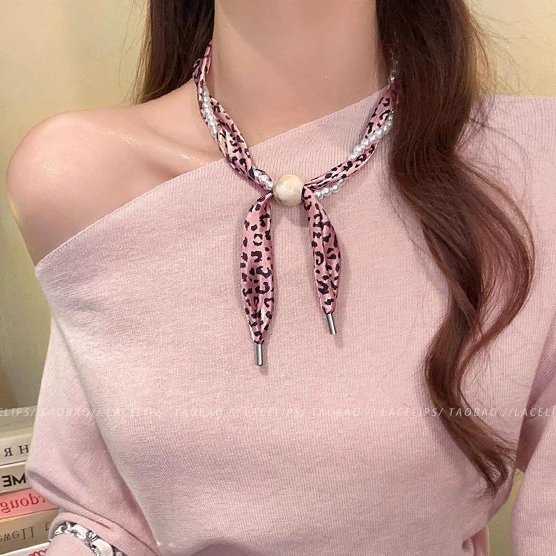 Maillard leopard print fabric flower silk scarf necklace women's new unique pull temperament scarf sweater chain