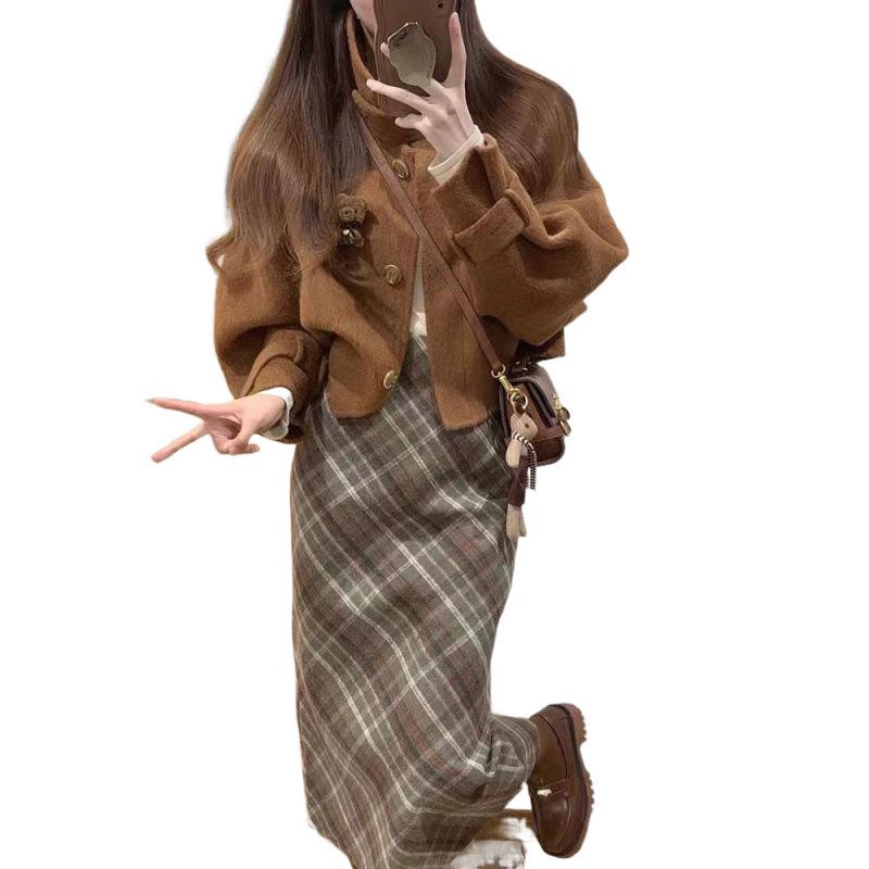 Retro Chic Short Coat & Plaid Skirt Set for Women - Woolen Autumn/Winter Collection