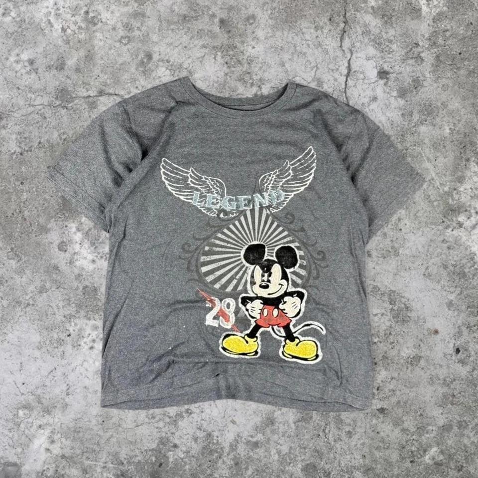 Mickey Mouse Legend 28 - Men s T-Shirt - Size L M