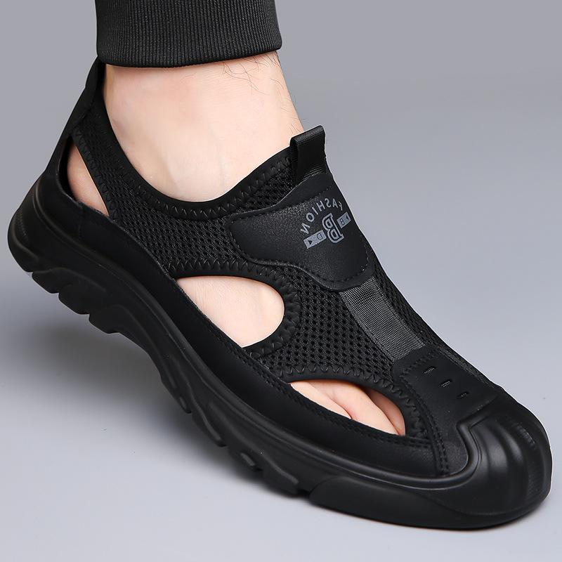 Sandals Men's 2025 New Summer Sports Leisure Breathable Hollow Outer Wear Non-slip Lightweight Hole Beach One Piece 2025