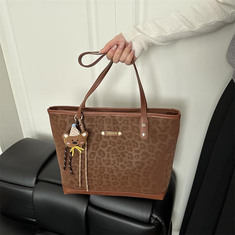 Retro Casual Large-capacity Tote Bag Female Personality Leopard Print Spring Versatile Maillard Style Shoulder Bag