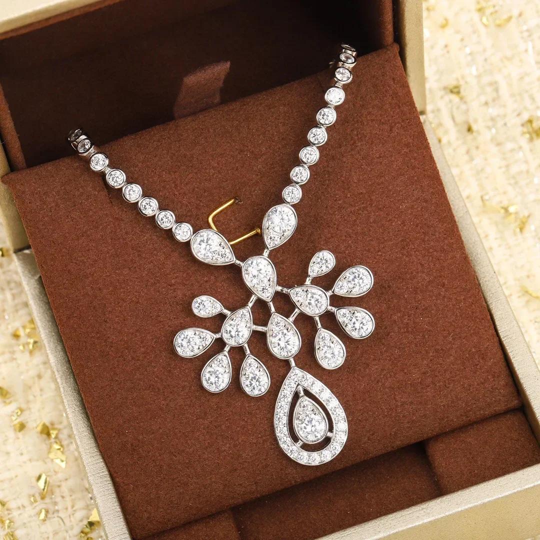 Musla Design Vintage Hot Sale Coronation Crown Women s Necklace Luxury Jewelry For Women Pendant Party Lady Wedding Necklaces
