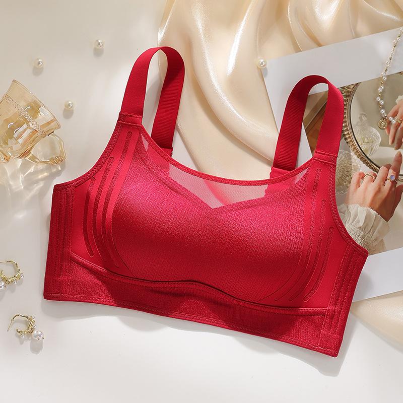 Red Lingerie for Women Seamless and Without Steel Rings Gathered Together To Prevent Sagging with A Double Breasted Bra