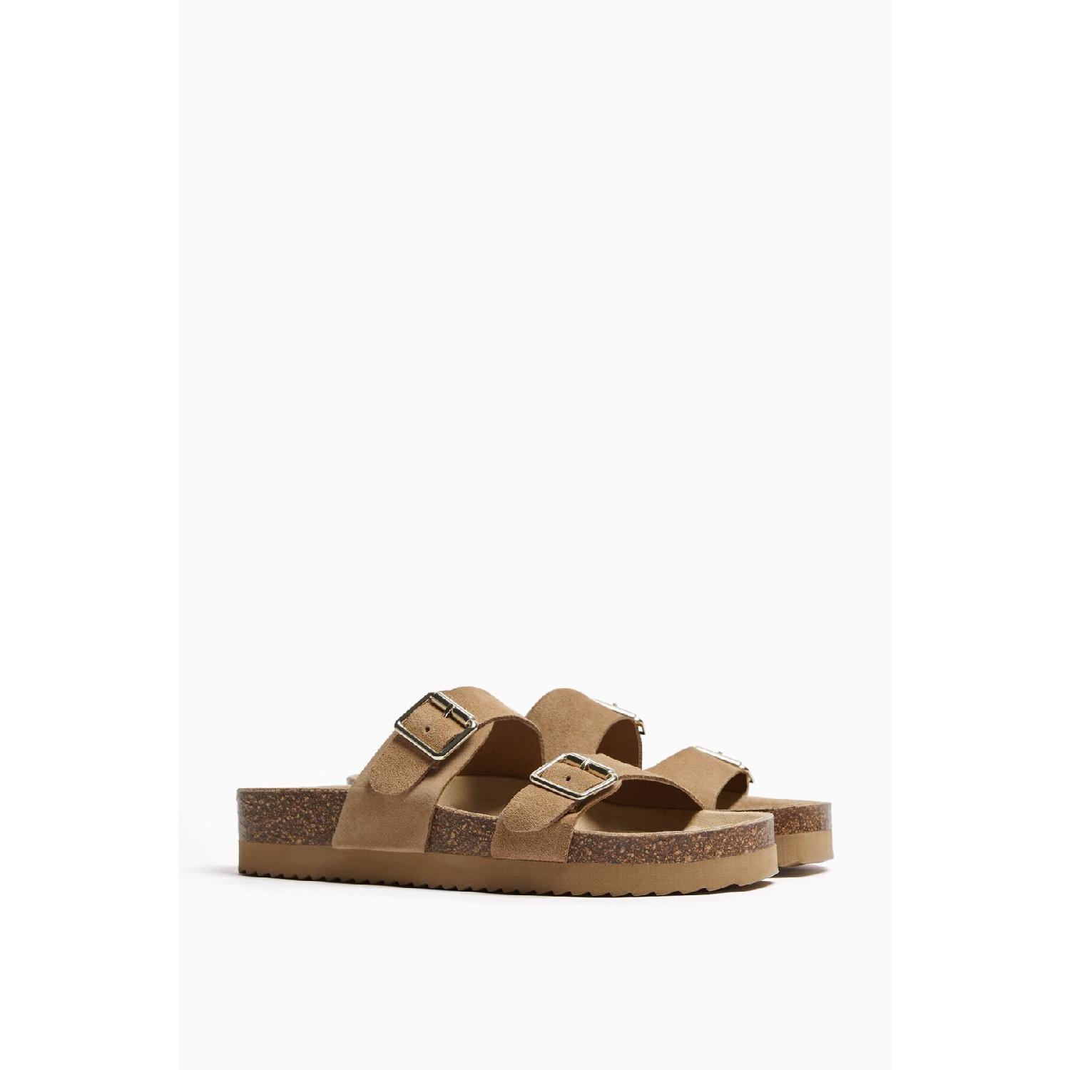 

Сандалии с кожаными перевернутыми прямыми ремешками