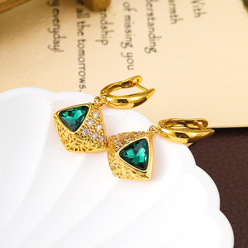 High-End Gold Earrings with Inlaid Emerald Rhombus Gemstones - Women's European & American Retro Style
