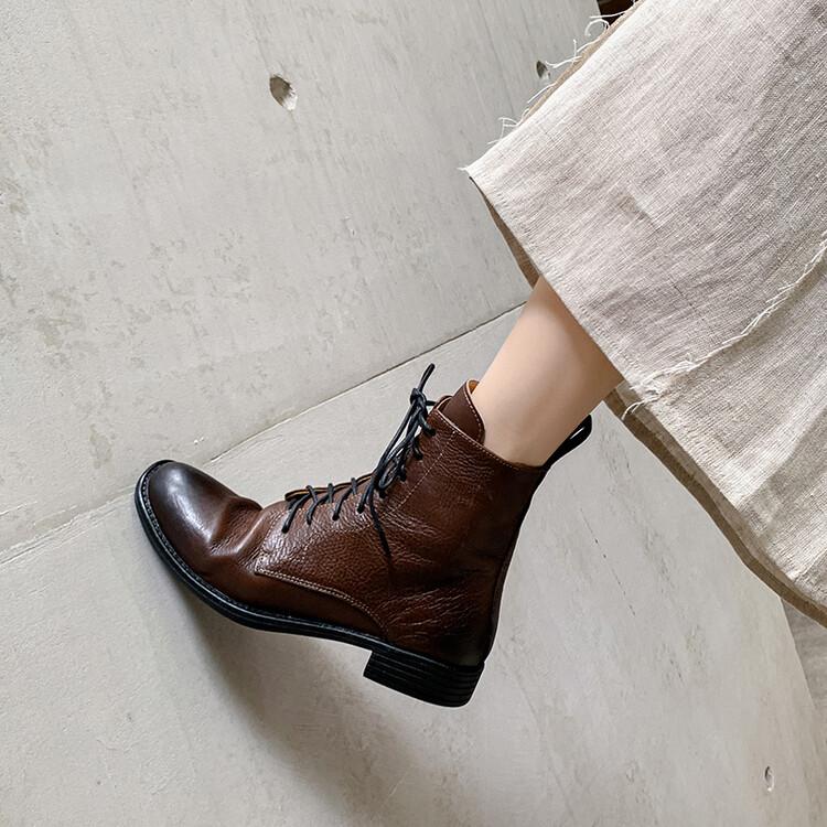 

Мода 2025 Новые осенне-зимние женские ботинки с круглым носком и массивным каблуком, модные ботильоны из натуральной кожи для женщин, ручной работы, в стиле ретро, на низком каблуке 40