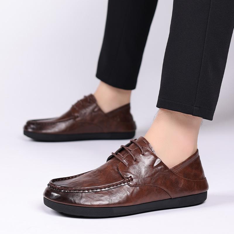 Fashion 2024 Designer New Soft-soled Slip-on Men's Shoes Fashion Korean Style Leather Shallow Mouth Man Loafers Male Business Shoes