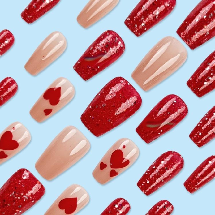 Unghia Press-on Quadrata Corta Unghia Finta Francese Copertura Totale Unghia Finta Acrilica Design San Valentino Unghia Finta per Donne e Ragazze