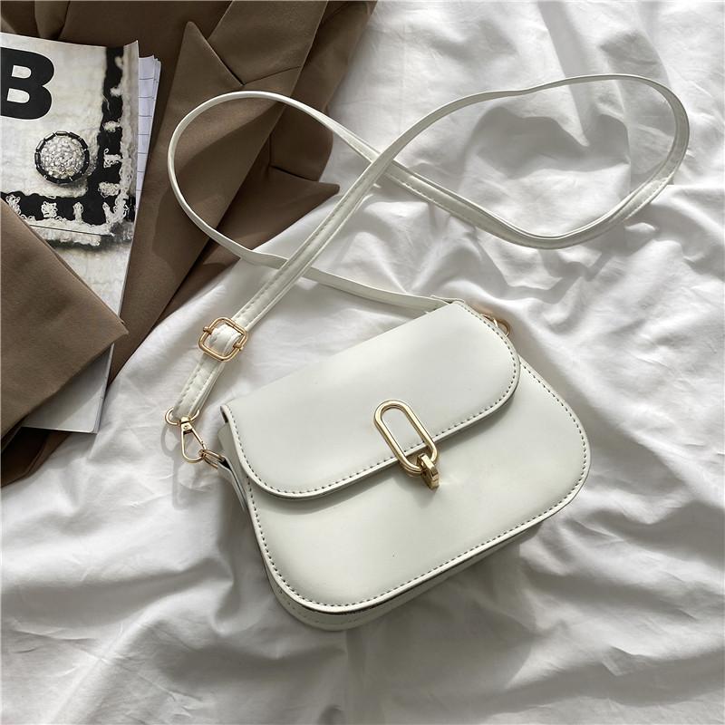Retro single shoulder underarm bag women's winter new fashion simple oblique span bag casual commuter small square bag