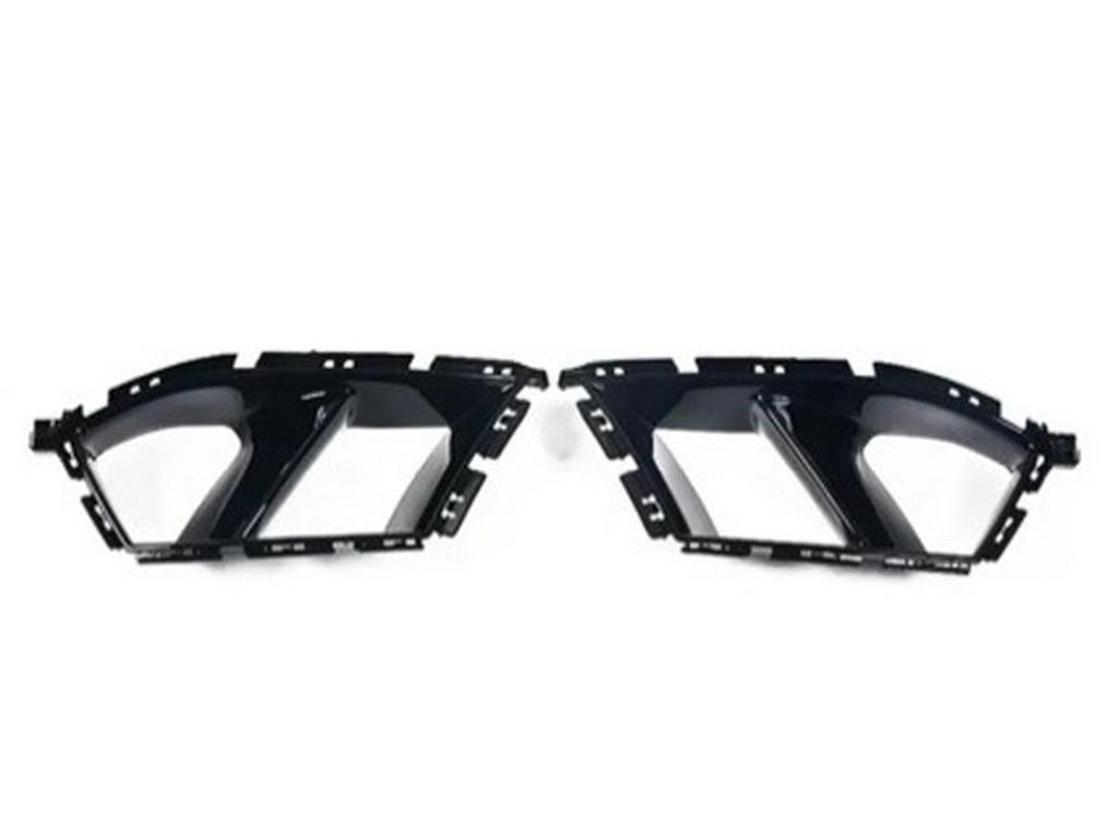 BMW M3/M4 G80/G82 Front Bumper Air Intake & Fog Light Vent Frame