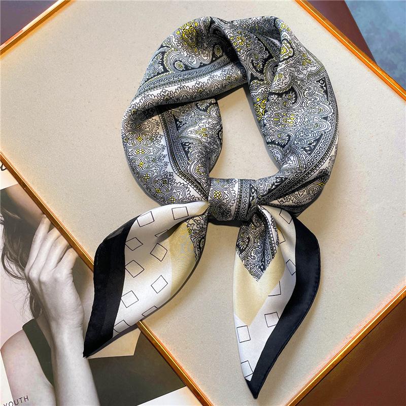 Retro printed silk scarf women's sunscreen scarf scarf small square scarf 71cm simulated silk scarf new shawl women's