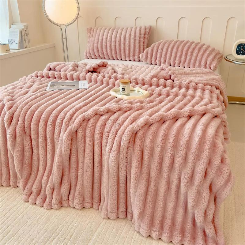 1 Piece Thickened Flannel Blanket Solid Color Soft Fluffy Plush Throws for Sofa Bed Office Travel Coral Rabbit Plush Blanket Winter Thermal Blanket
