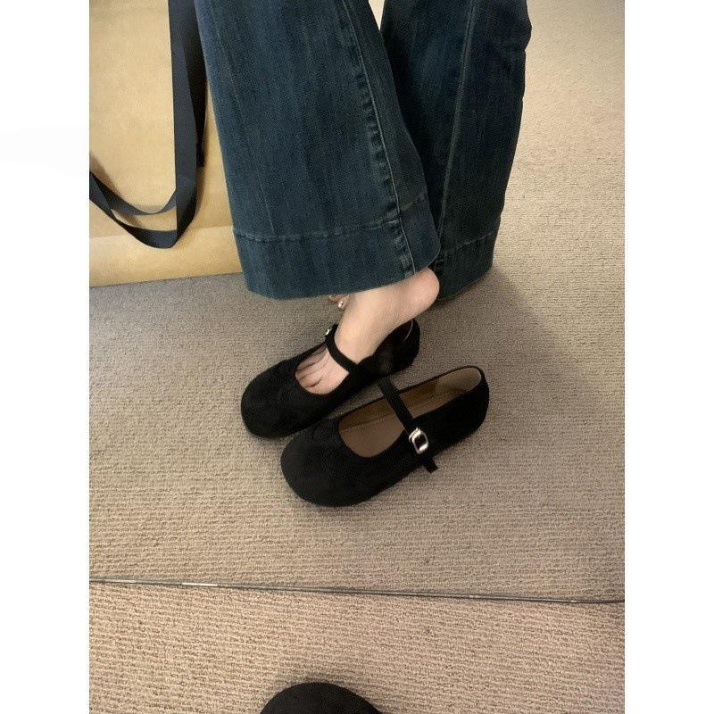 Suede small leather shoes flat spring and autumn word with soft sole Doudou shoes evening commuting shoes