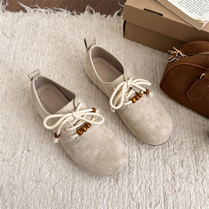 

Retro style Boken single shoes women s autumn 2025 new versatile mango head strap beaded casual loafers women 40