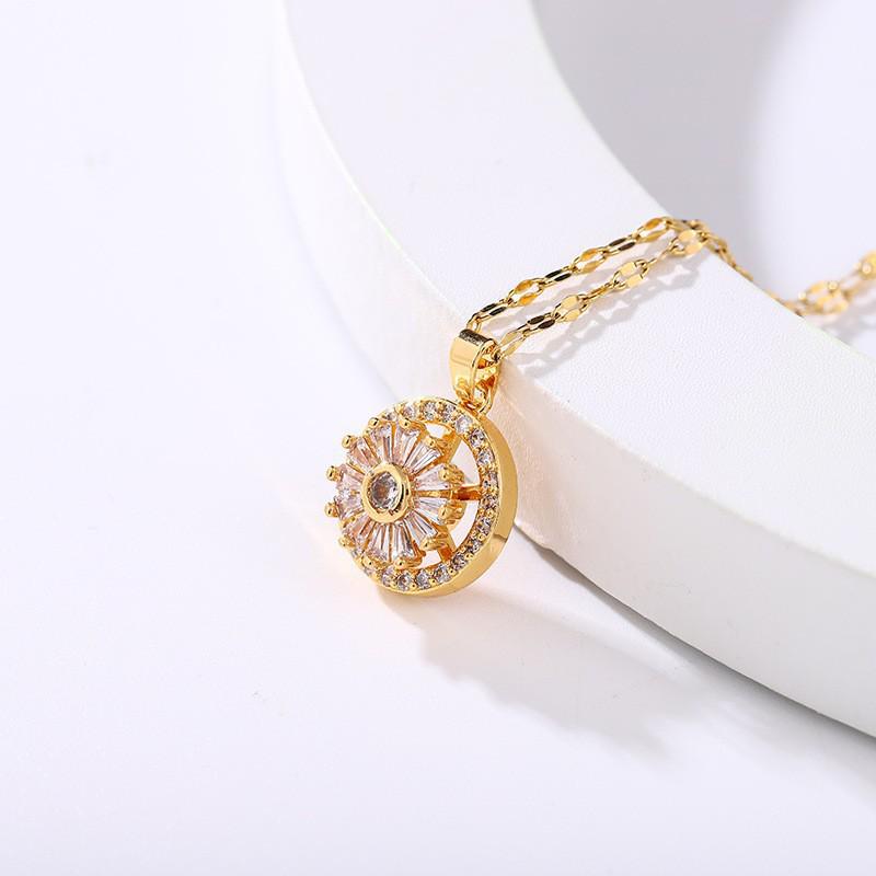 Lucky Wheel Rotating Zircon Pendant Necklace for Women – Fashion Design High-End Clavicle Chain