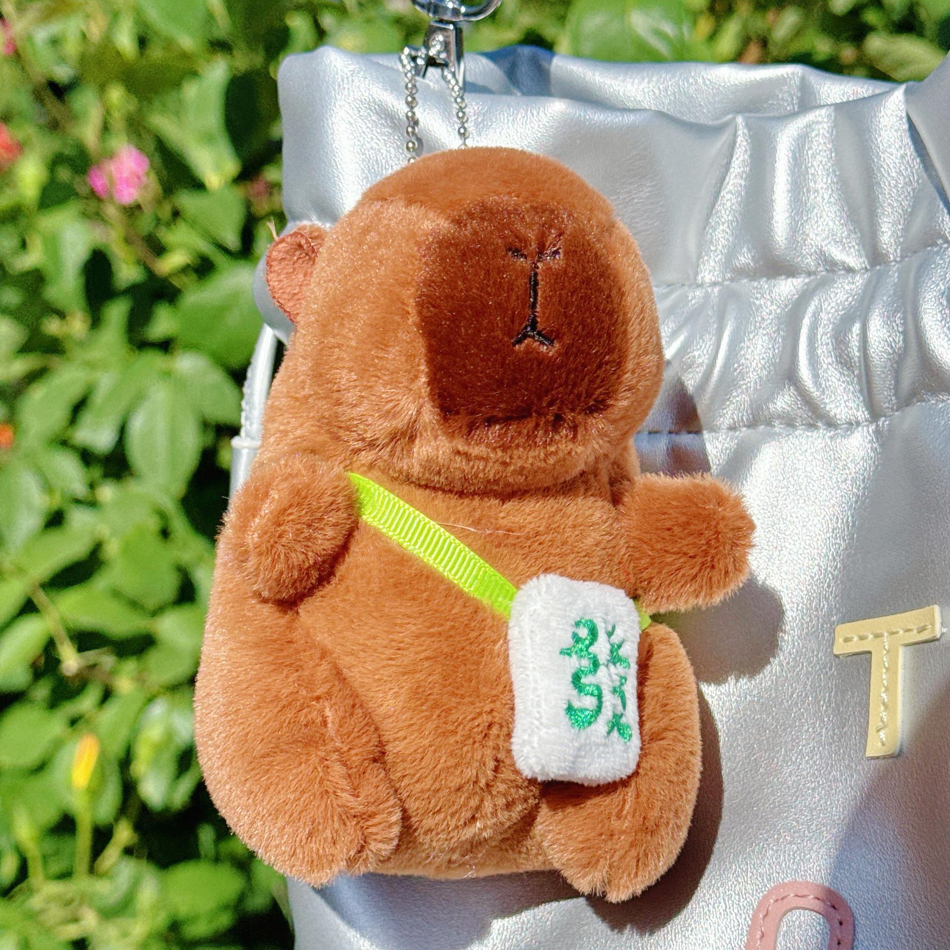 

Милий плюшевий брелок-капібара - Підвіска-прикраса для шкільного рюкзака студента Approximately 11 cm tall