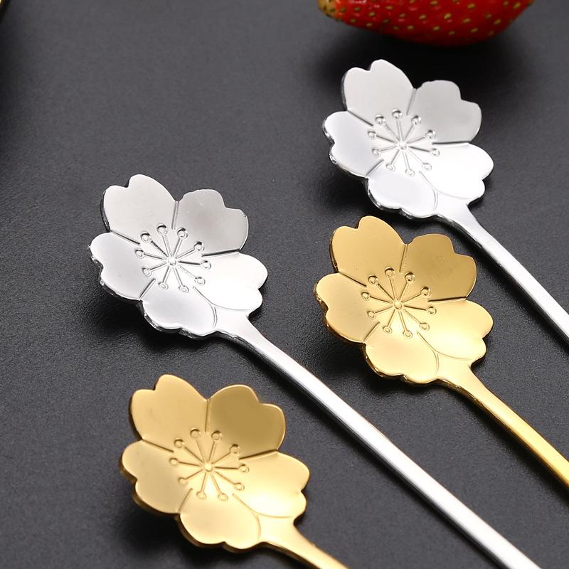 1/5pcs Gold Dessert Spoons Small Flower Spoon Set Stainless Steel Teaspoons Milk Stir Tool for Fruit Honey Lovely Dinnerware Set