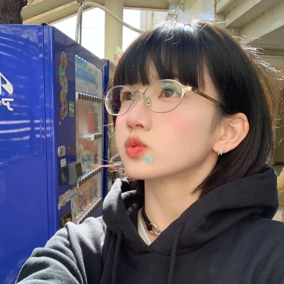 2026 New Fashion High End Brand Women's Metal Luxury Eyeglass Frame Leisure Business Retro Decoration Transparent Men's Glasses