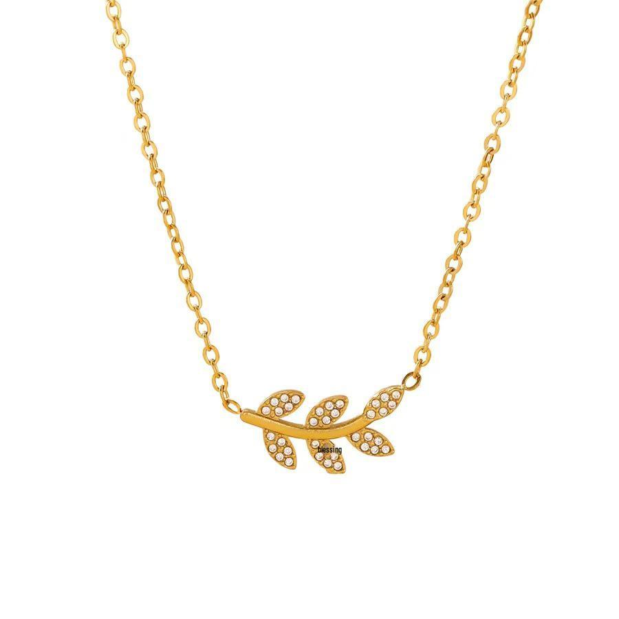 18K Gold Plated Stainless Steel Diamond Leaf Pendant Necklace, Colorfast Clavicle Chain Women's Accessory