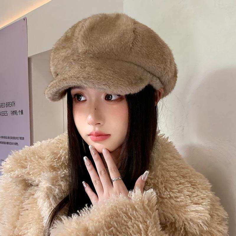 Korean Winter Hat for Women's Thickened Warm Baseball Cap Showing Face Small High end Plush Hat Fashionable and Versatile Octagonal Hat