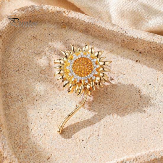 Strong Buckle Brooch Rhinestone Sunflower Pin for Women, Golden Flower Lapel Suit Dress Scarf Hat Bag Decoration, Clothing Accessory Gift Girls