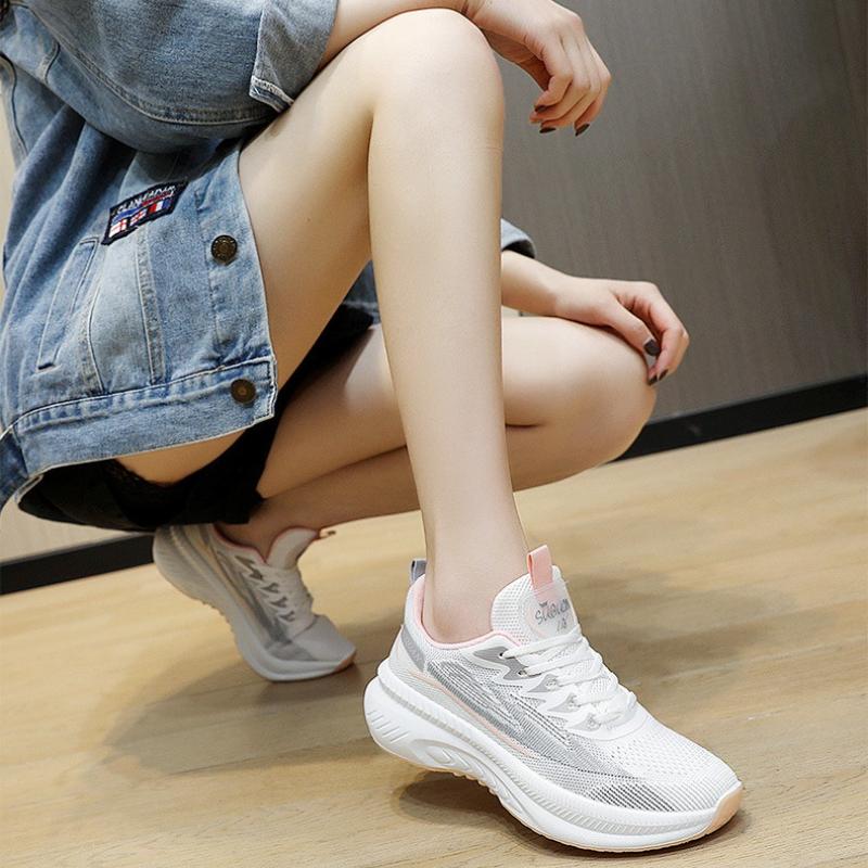2025 Women's Mesh Sneakers Lightweight Breathable Platform Shoes Fashion Height-enhancing Soft-soled Jogging Shoe Tenis De Mujer