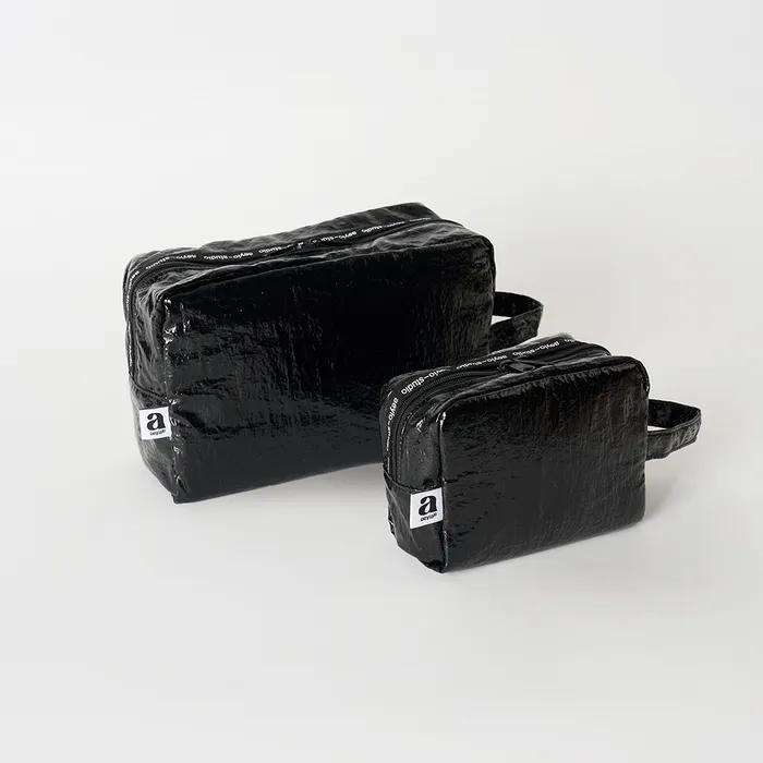 [aeyio] GLOSSY SQUARE HANDLE POUCH_ Glossy Square Handle Pouch (3 Colors, 2 Sizes)_APO5001/5101