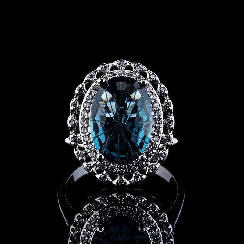 Color Treasure Red And Blue Zircon High-End Ring Slightly Inlaid With Diamonds Emerald Ring Jewelry