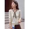 Xinfeiyu Wool-Blend Retro V-Neck Knitted Sweater with Scarf Detail